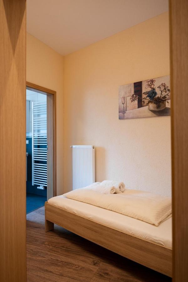ליימן Gasthause Zur Krone Hotel מראה חיצוני תמונה