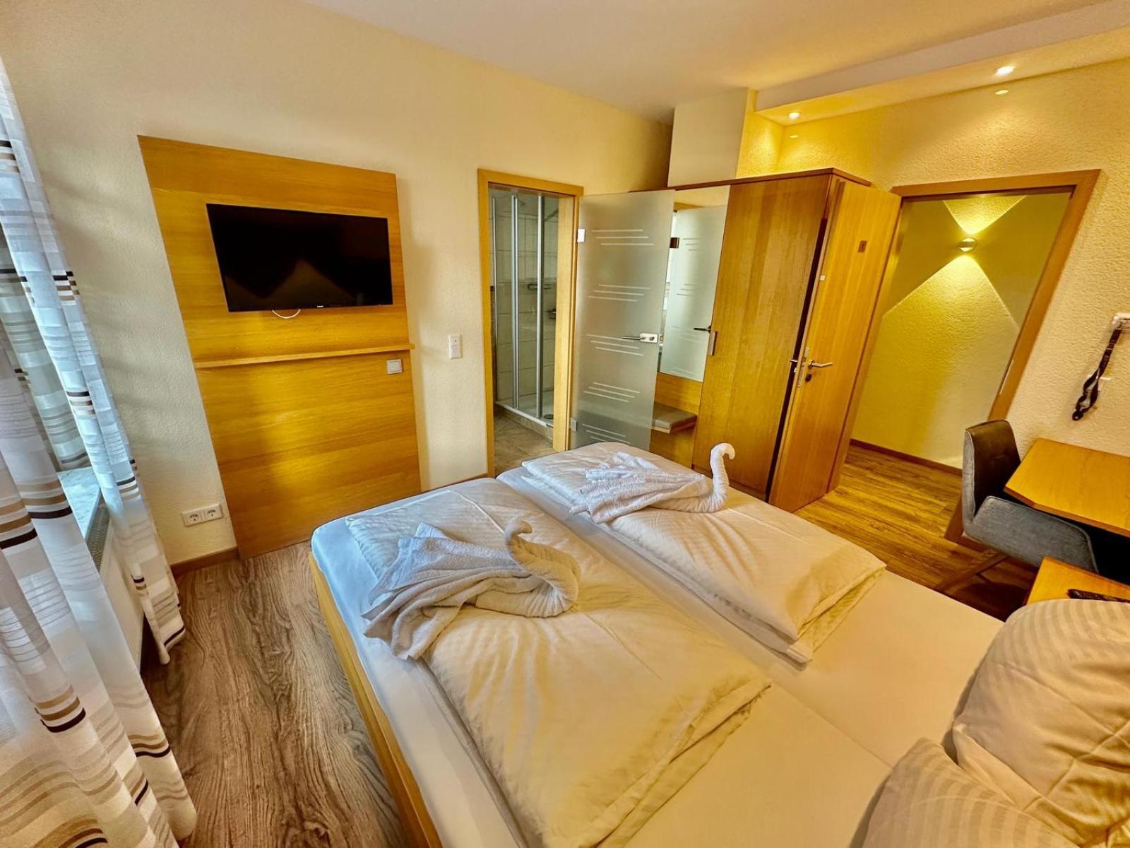 ליימן Gasthause Zur Krone Hotel מראה חיצוני תמונה