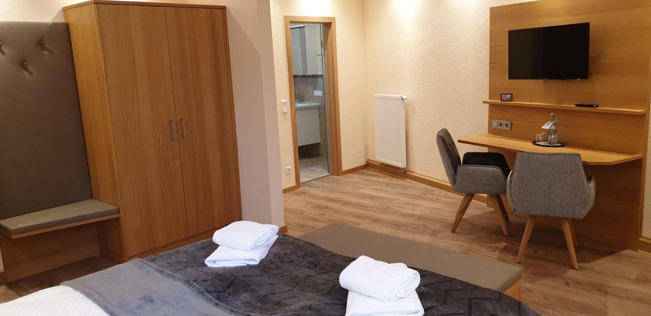 ליימן Gasthause Zur Krone Hotel מראה חיצוני תמונה